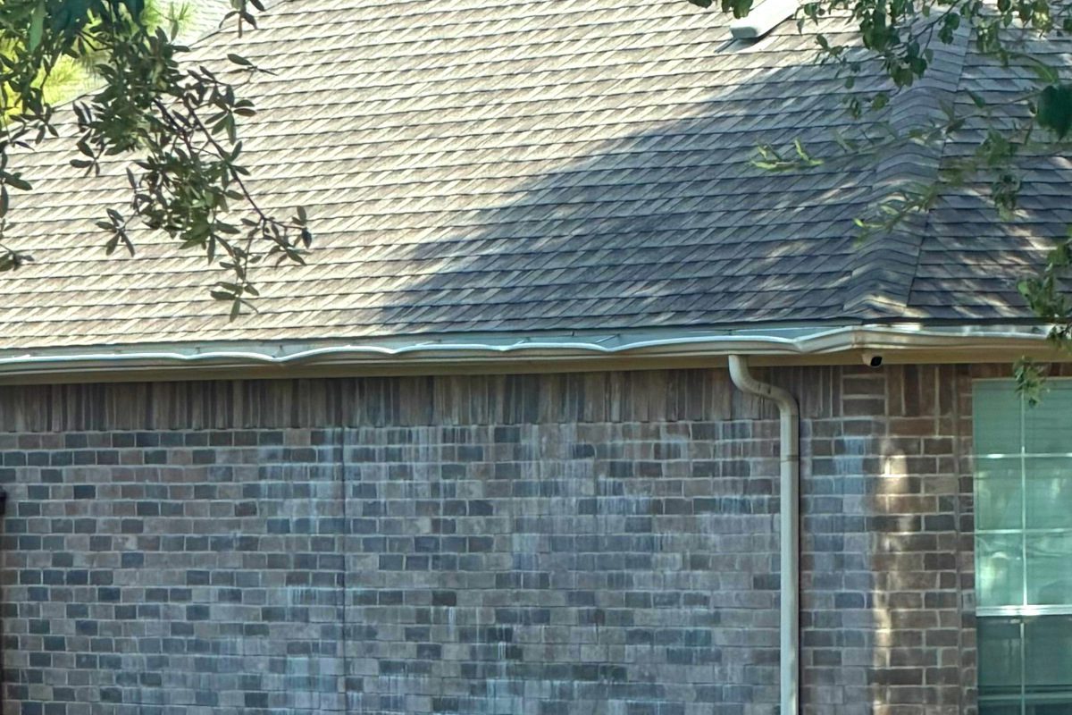 Dented Gutters? Here’s Why You Should Get Them Replaced This Fall